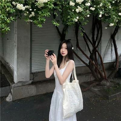《萌萌侵略者》海报
