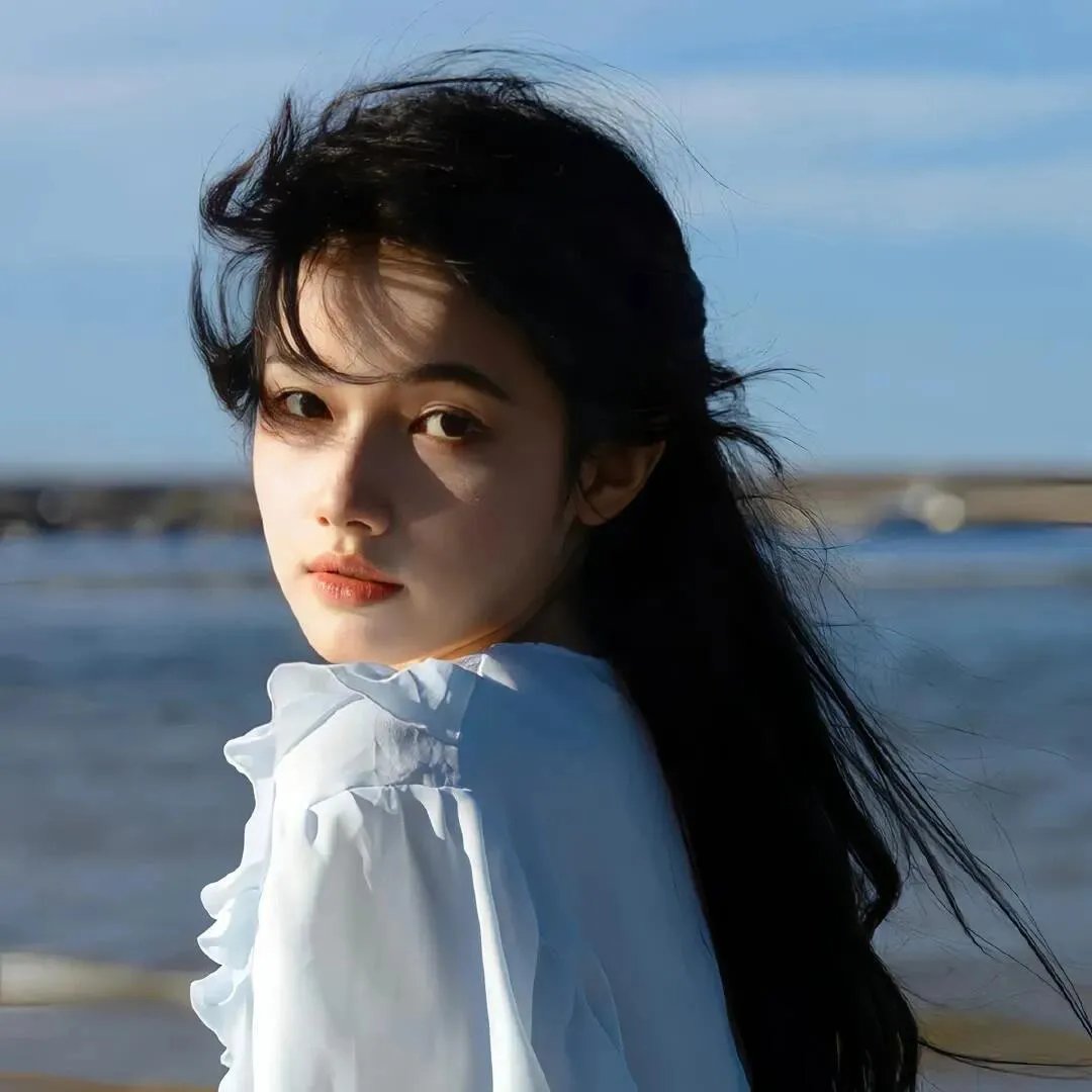 《恐龙之王》海报