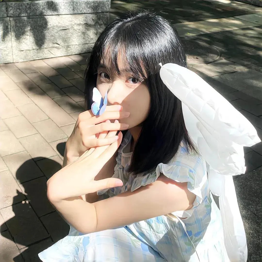 《19 十九》海报